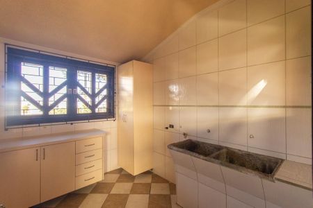 Casa à venda com 270m², 3 quartos e 3 vagasÁrea de Serviço