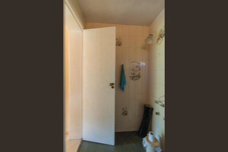 Casa à venda com 270m², 3 quartos e 3 vagasBanheiro Social
