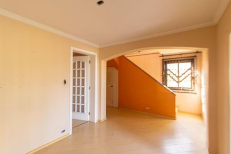 Casa à venda com 270m², 3 quartos e 3 vagasSala