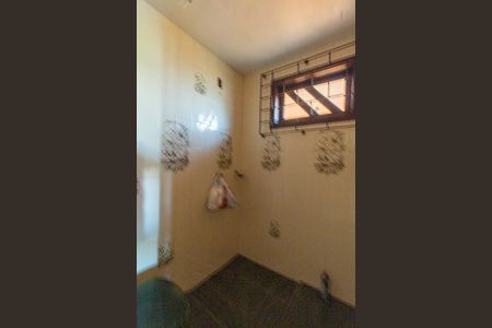 Casa à venda com 270m², 3 quartos e 3 vagasBanheiro Social