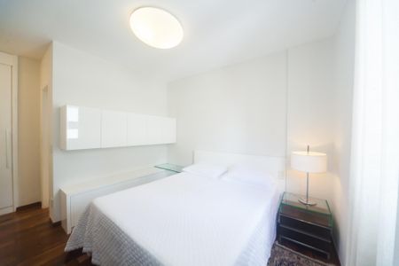 Apartamento à venda com 87m², 2 quartos e 2 vagas Apartamento à venda com 87m², 2 quartos e 2 vagassuite