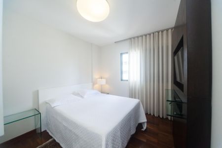 Apartamento à venda com 87m², 2 quartos e 2 vagas Apartamento à venda com 87m², 2 quartos e 2 vagassuite