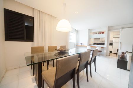 Apartamento à venda com 87m², 2 quartos e 2 vagas Apartamento à venda com 87m², 2 quartos e 2 vagasSala de Jantar