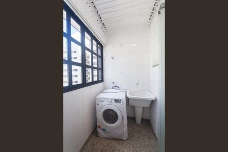 Apartamento à venda com 87m², 2 quartos e 2 vagas Apartamento à venda com 87m², 2 quartos e 2 vagasÁrea de Serviço