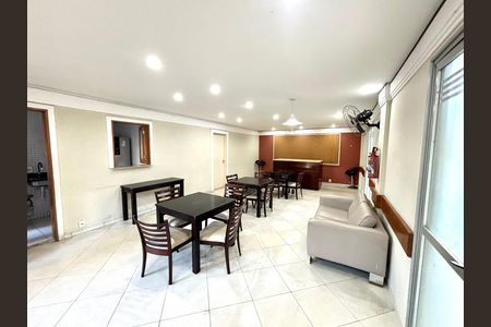 Apartamento à venda com 60m², 3 quartos e 1 vagaÁrea comum
