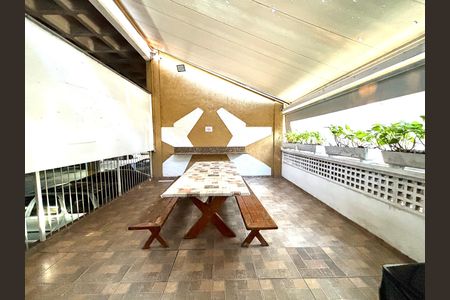 Apartamento à venda com 60m², 3 quartos e 1 vagaÁrea gourmet 