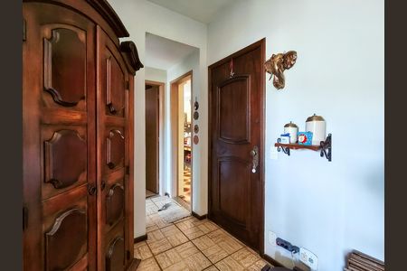 Apartamento à venda com 65m², 2 quartos e 1 vaga Apartamento à venda com 65m², 2 quartos e 1 vagaEntrada
