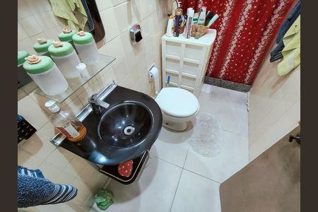 Apartamento à venda com 65m², 2 quartos e 1 vaga Apartamento à venda com 65m², 2 quartos e 1 vagaBanheiro Corredor