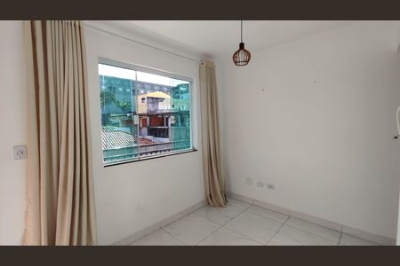 Sala de casa de condomínio para alugar com 1 quarto, 42m² em Itaquera, São Paulo