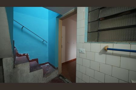 Casa para alugar com 60m², 2 quartos e 1 vagaÁrea de Serviço