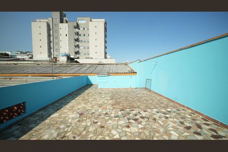 Casa para alugar com 60m², 2 quartos e 1 vagaQuintal