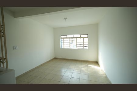 Casa para alugar com 60m², 2 quartos e 1 vagaQuarto 1