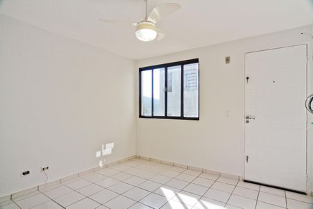 Sala de apartamento para alugar com 2 quartos, 48m² em Jardim Peri, São Paulo