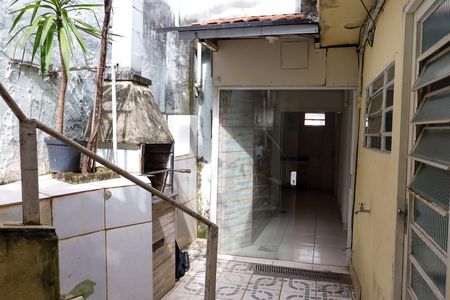 Casa para alugar com 80m², 2 quartos e 1 vaga Casa para alugar com 80m², 2 quartos e 1 vagaQuintal