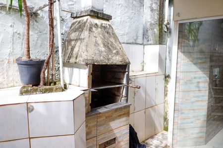 Casa para alugar com 80m², 2 quartos e 1 vaga Casa para alugar com 80m², 2 quartos e 1 vagaChurrasqueira