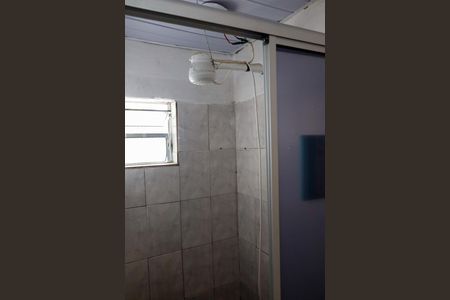 Casa para alugar com 80m², 2 quartos e 1 vaga Casa para alugar com 80m², 2 quartos e 1 vagaBanheiro