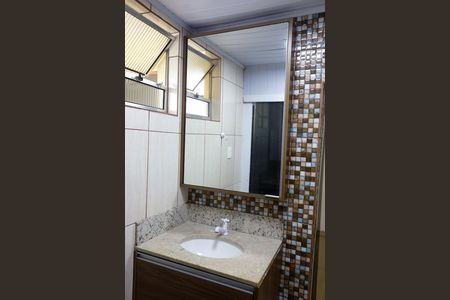Casa para alugar com 80m², 2 quartos e 1 vaga Casa para alugar com 80m², 2 quartos e 1 vagaBanheiro da Suíte 2