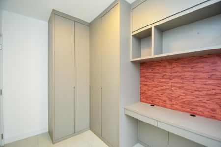 Apartamento para alugar com 58m², 2 quartos e 1 vagaquarto 1