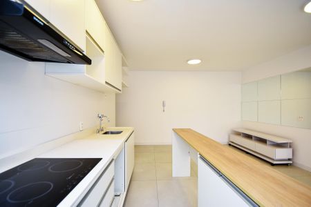 Apartamento para alugar com 58m², 2 quartos e 1 vagacozinha
