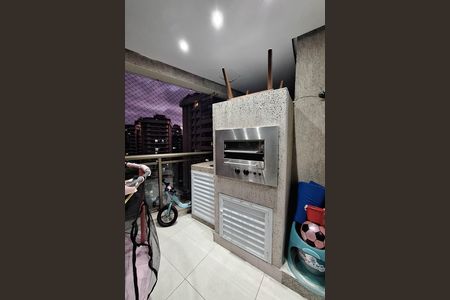 Apartamento à venda com 116m², 3 quartos e 1 vaga Apartamento à venda com 116m², 3 quartos e 1 vagaVaranda da Sala