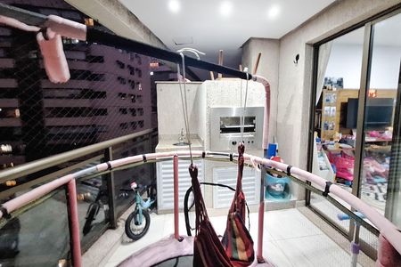 Apartamento à venda com 116m², 3 quartos e 1 vaga Apartamento à venda com 116m², 3 quartos e 1 vagaVaranda da Sala