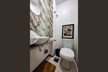 Apartamento à venda com 116m², 3 quartos e 1 vaga Apartamento à venda com 116m², 3 quartos e 1 vagaLavabo