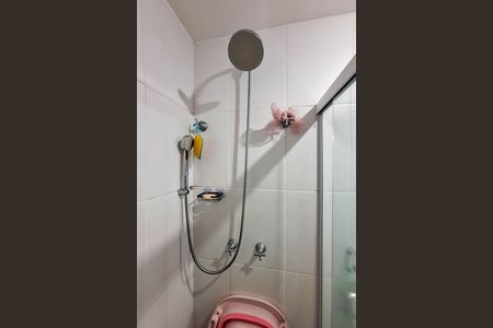 Apartamento à venda com 116m², 3 quartos e 1 vaga Apartamento à venda com 116m², 3 quartos e 1 vagaBanheiro da Suíte 2