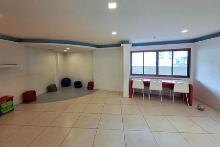 Apartamento à venda com 116m², 3 quartos e 1 vaga Apartamento à venda com 116m², 3 quartos e 1 vagaÁrea comum