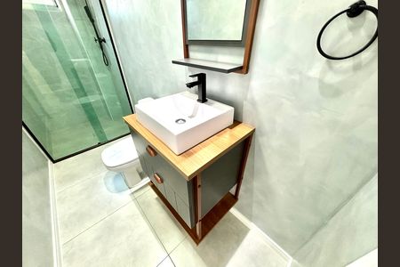 Apartamento para alugar com 205m², 2 quartos e 1 vaga Apartamento para alugar com 205m², 2 quartos e 1 vagaBanheiro