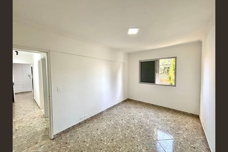 Apartamento para alugar com 205m², 2 quartos e 1 vaga Apartamento para alugar com 205m², 2 quartos e 1 vagaQuarto 2