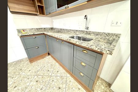 Apartamento para alugar com 205m², 2 quartos e 1 vaga Apartamento para alugar com 205m², 2 quartos e 1 vagaCozinha