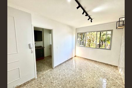 Apartamento para alugar com 205m², 2 quartos e 1 vaga Apartamento para alugar com 205m², 2 quartos e 1 vagaSala