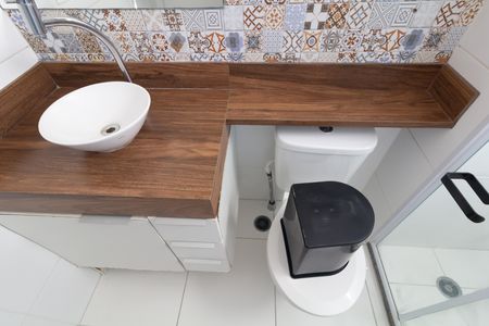 Apartamento para alugar com 54m², 2 quartos e 1 vaga Apartamento para alugar com 54m², 2 quartos e 1 vagaBanheiro da Suíte