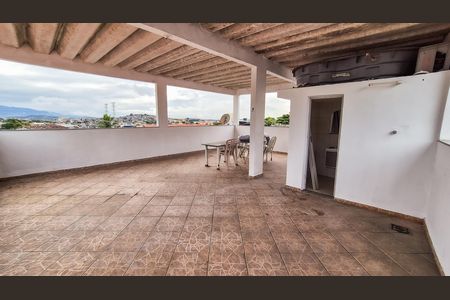 Casa à venda com 159m², 2 quartos e sem vaga Casa à venda com 159m², 2 quartos e sem vagaTerraço