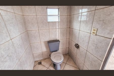 Casa à venda com 159m², 2 quartos e sem vaga Casa à venda com 159m², 2 quartos e sem vagaBanheiro do Terraço