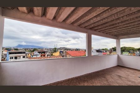 Casa à venda com 159m², 2 quartos e sem vaga Casa à venda com 159m², 2 quartos e sem vagaTerraço