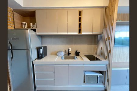 Apartamento à venda com 28m², 1 quarto e 1 vaga Apartamento à venda com 28m², 1 quarto e 1 vagaCozinha