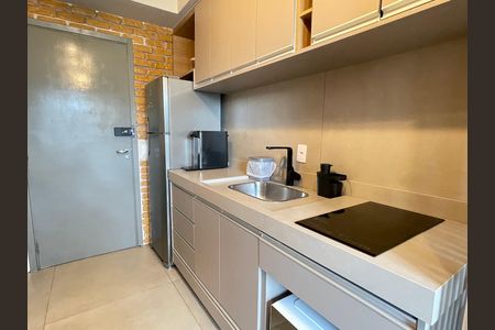 Apartamento à venda com 28m², 1 quarto e 1 vaga Apartamento à venda com 28m², 1 quarto e 1 vagaCozinha