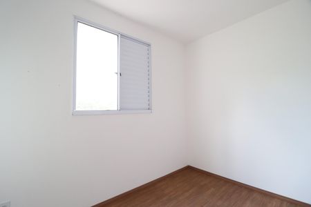 Quarto 2 de apartamento para alugar com 2 quartos, 50m² em Vila Maria, Uberlândia