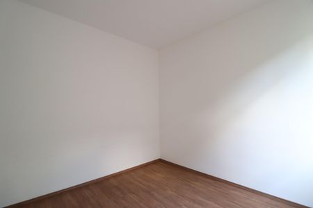 Quarto 1 de apartamento para alugar com 2 quartos, 50m² em Vila Maria, Uberlândia
