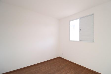 Quarto 1 de apartamento para alugar com 2 quartos, 50m² em Vila Maria, Uberlândia