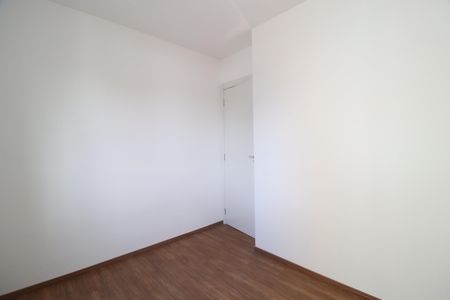 Quarto 2 de apartamento para alugar com 2 quartos, 50m² em Vila Maria, Uberlândia