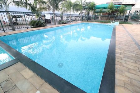 Apartamento para alugar com 50m², 2 quartos e 1 vagaÁrea comum - Piscina