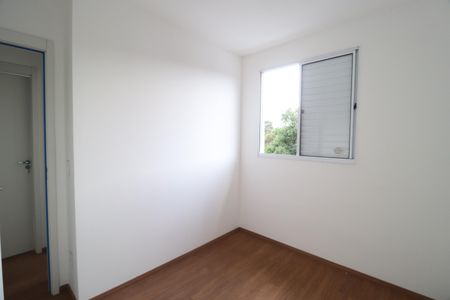 Quarto 1 de apartamento para alugar com 2 quartos, 46m² em Vila Maria, Uberlândia