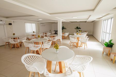 Apartamento à venda com 82m², 2 quartos e 1 vaga Apartamento à venda com 82m², 2 quartos e 1 vagaÁrea comum - Salão de festas