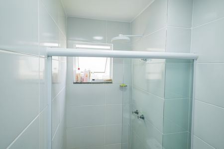 Apartamento à venda com 82m², 2 quartos e 1 vaga Apartamento à venda com 82m², 2 quartos e 1 vagaBanheiro