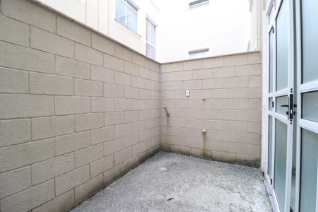 Apartamento para alugar com 50m², 2 quartos e 1 vagaÁrea de Serviço