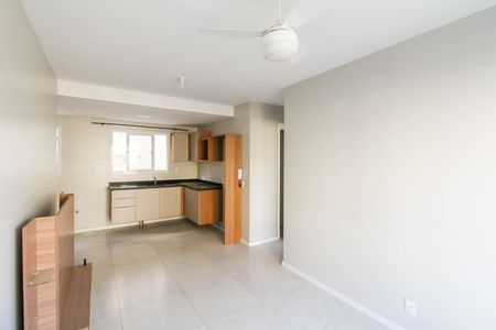 Sala de apartamento para alugar com 2 quartos, 48m² em Olaria, Canoas