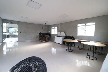 Apartamento para alugar com 50m², 2 quartos e 1 vagaÁrea comum - Salão de festas