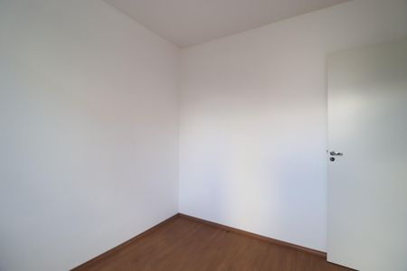 Quarto 2 de apartamento para alugar com 2 quartos, 50m² em Vila Maria, Uberlândia